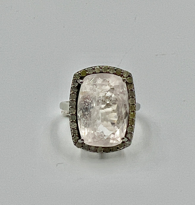 Anillo Aguamarina rosa.  T18